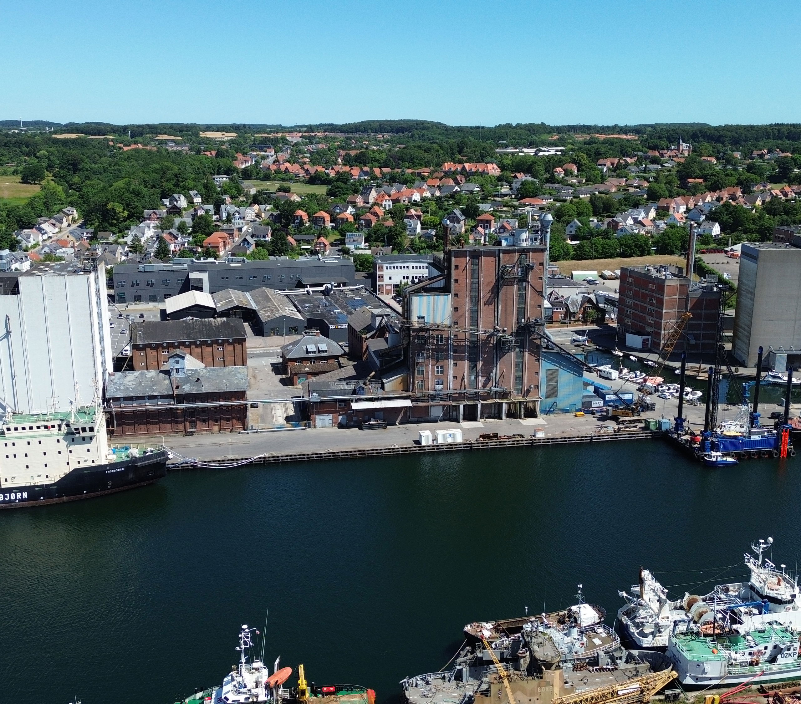 Dronefoto af siloerne på Østre Kaj