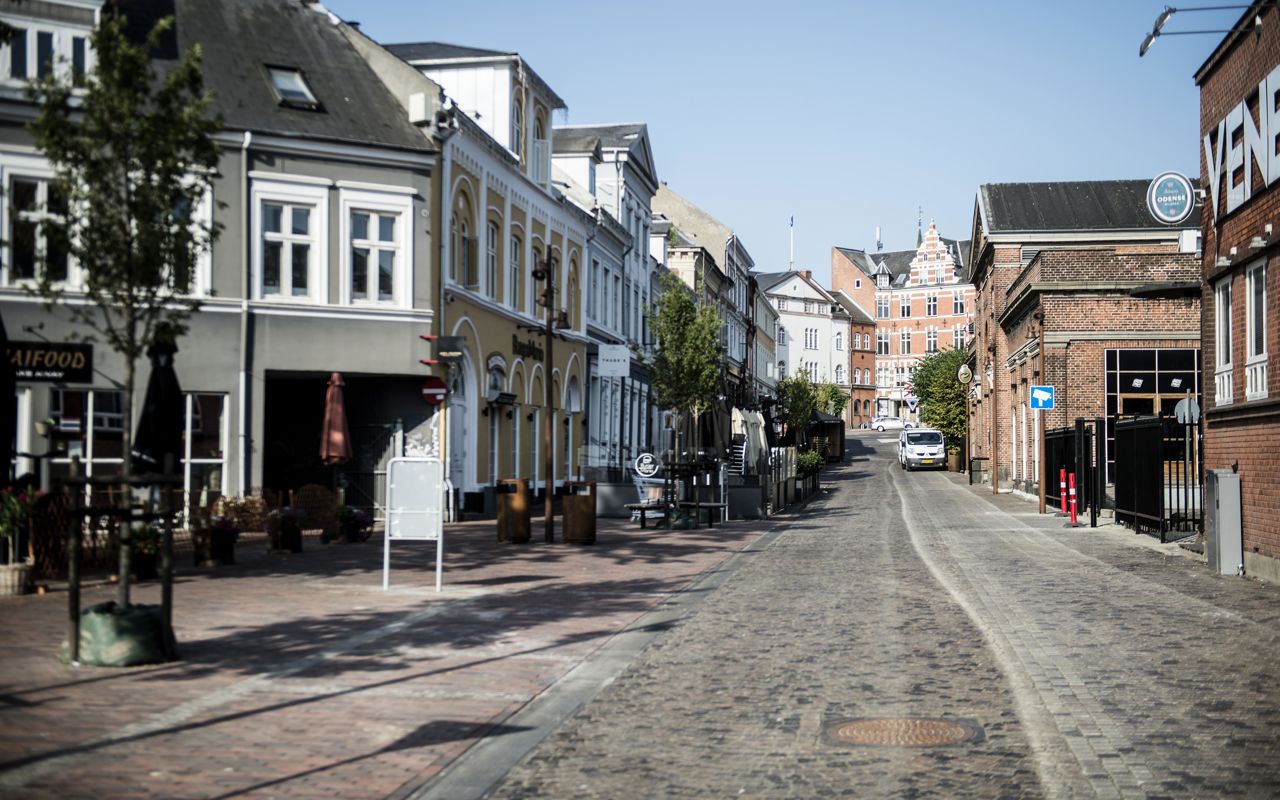 Frederiksgade, som forbinder havnen og byen.